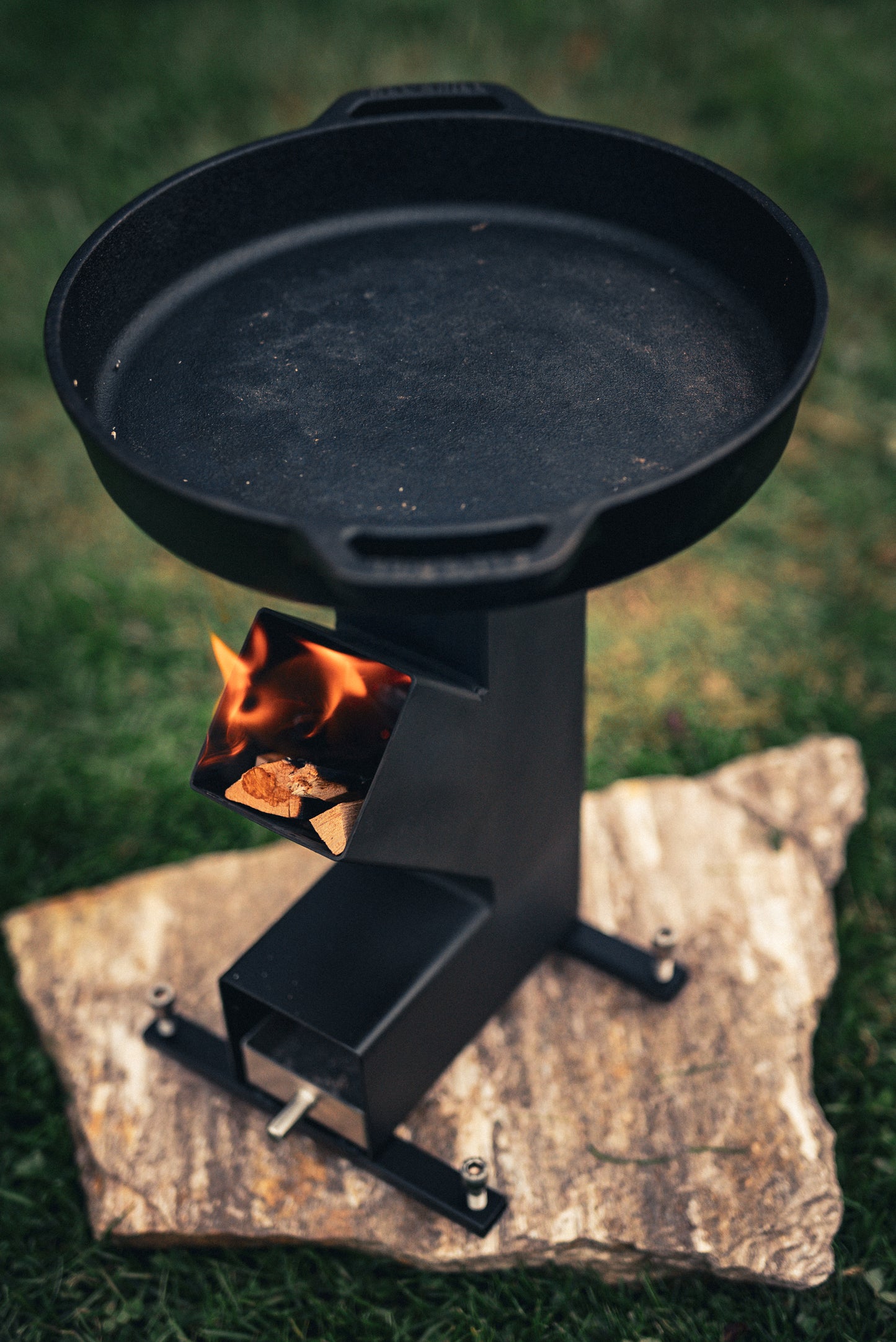 Rocket Stove “Peak Grill”